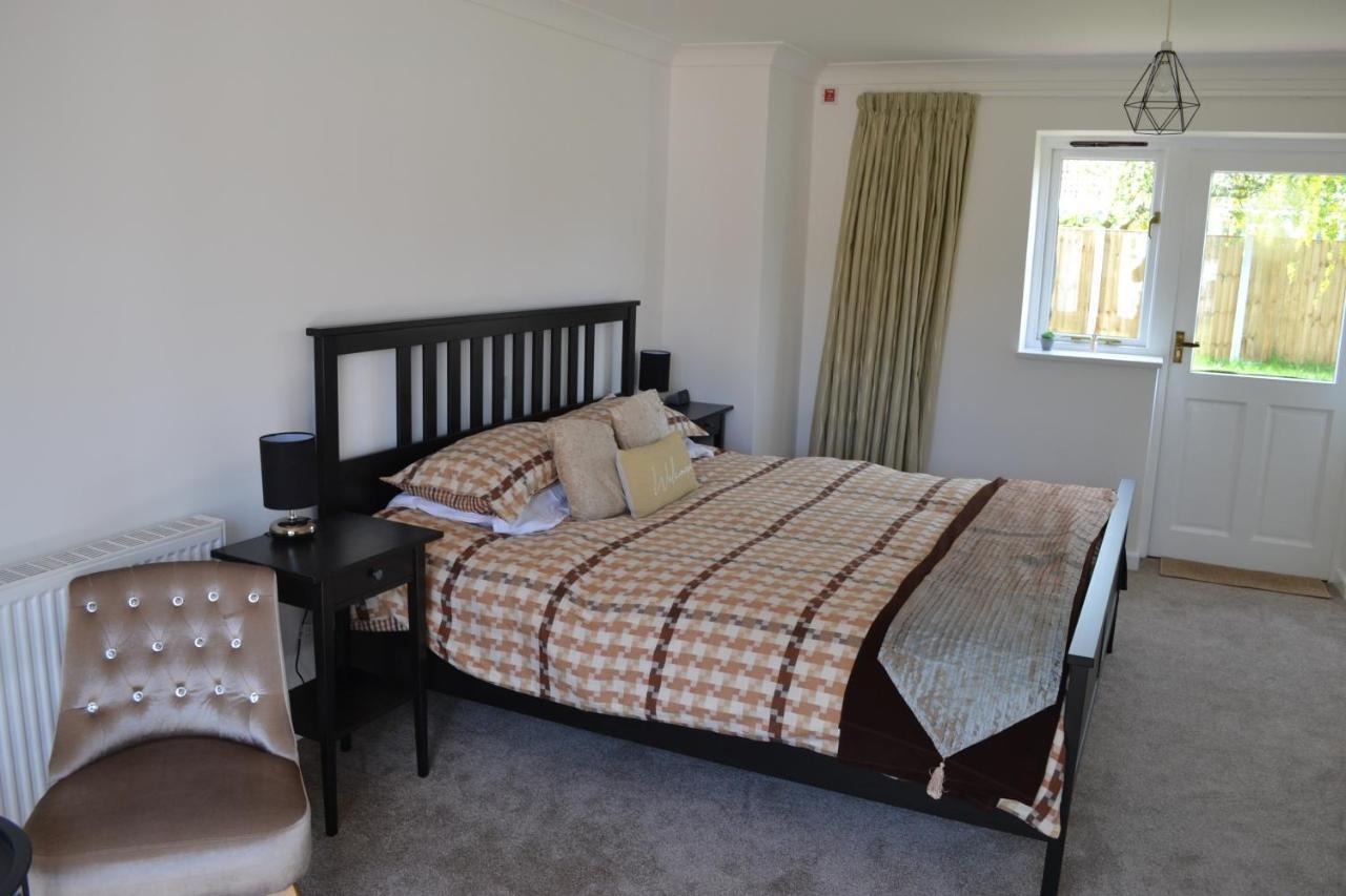 Number 6 - Lytton Tree Lodge, Reydon, Southwold Exterior photo