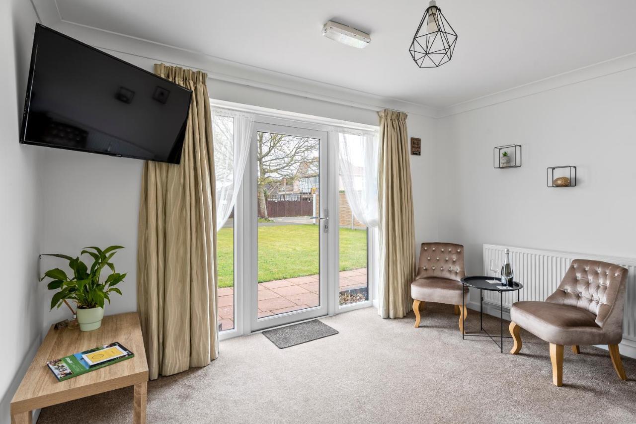 Number 6 - Lytton Tree Lodge, Reydon, Southwold Exterior photo